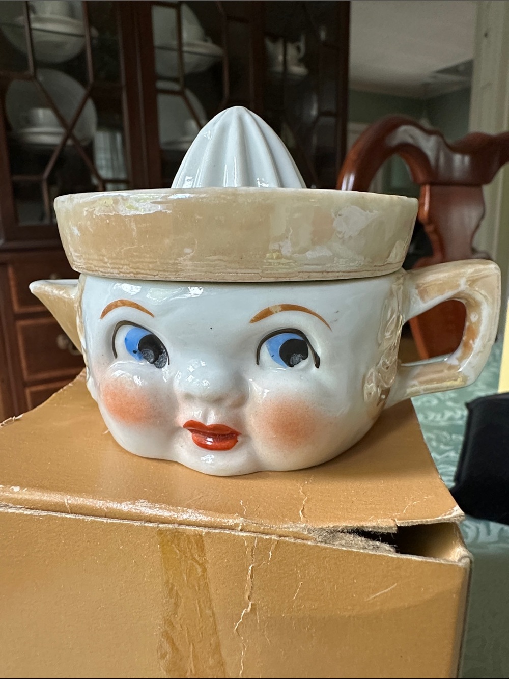 Vintage Ceramic anthropomorphic Face Citrus reamer made in Japan